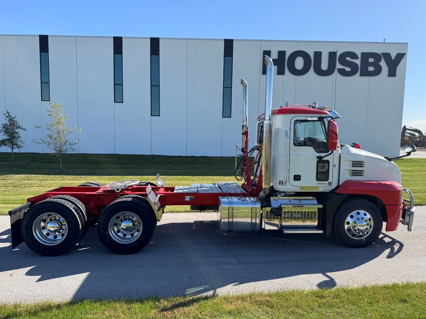 2022 Mack Anthem in Ankeny, IA — photo 7